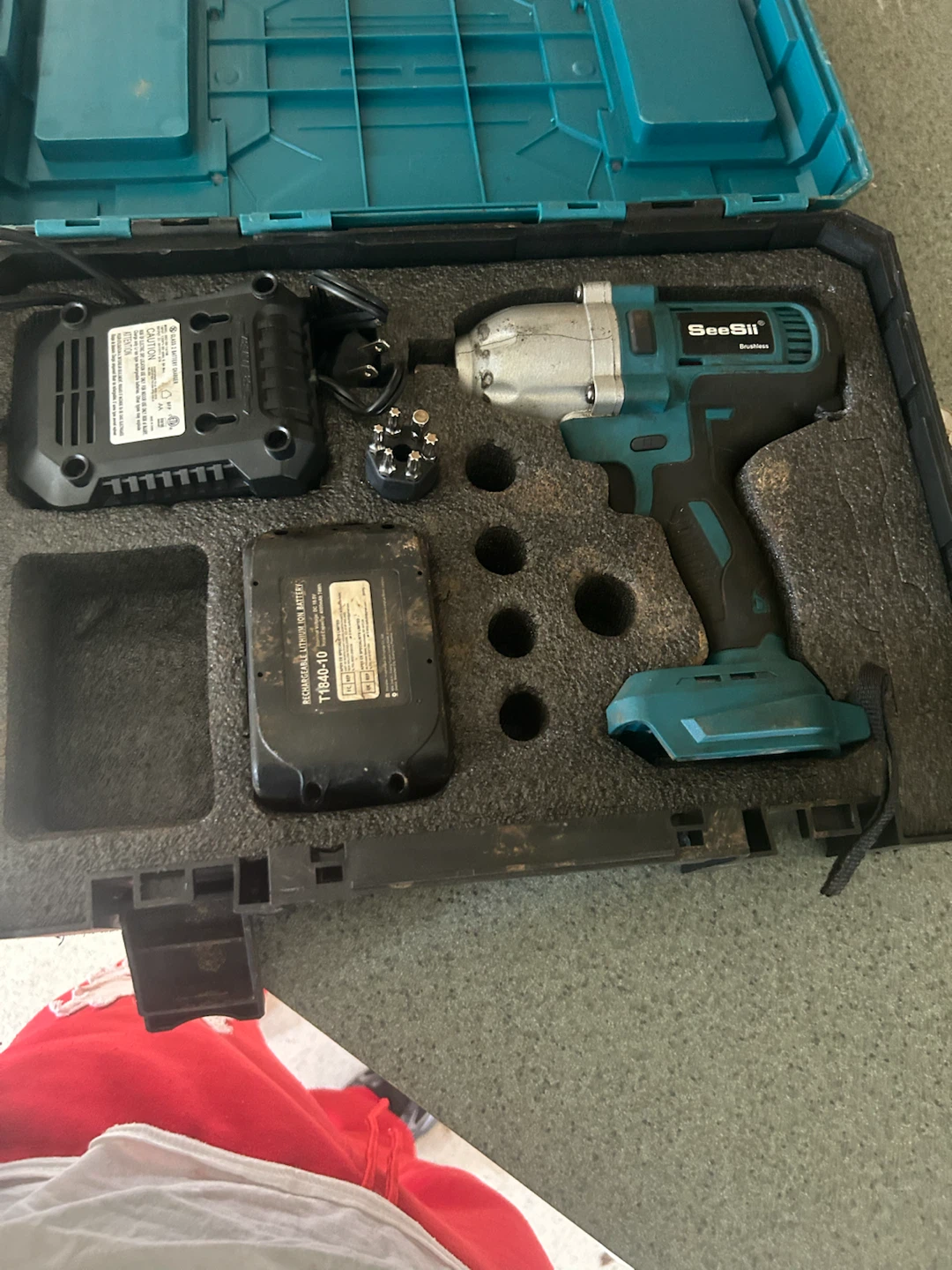 SeeSii Brushless Impact Wrench Kit