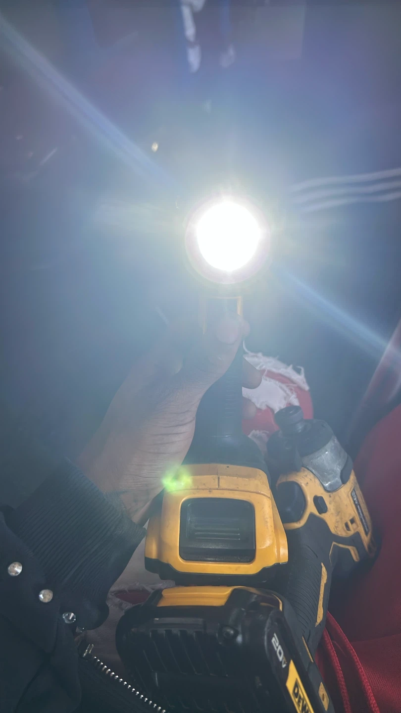 DeWalt 20V Work Light - photo 2