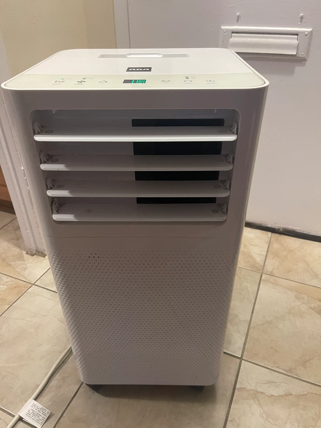 RCA Portable Air Conditioner - photo 4