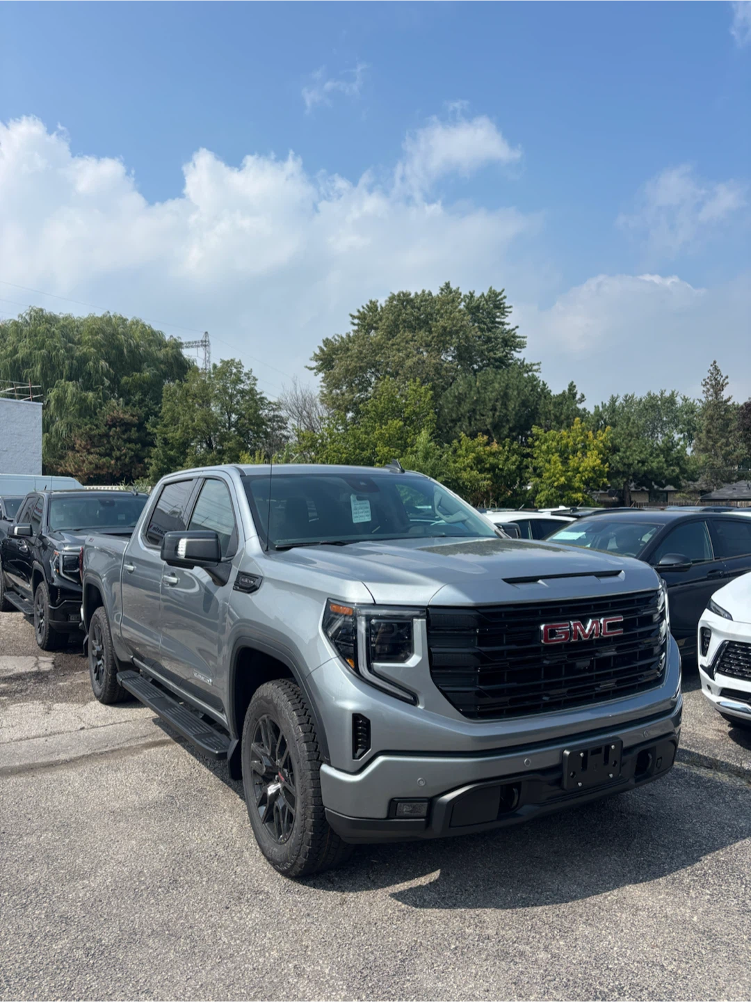 GMC Sierra 1500 elevation