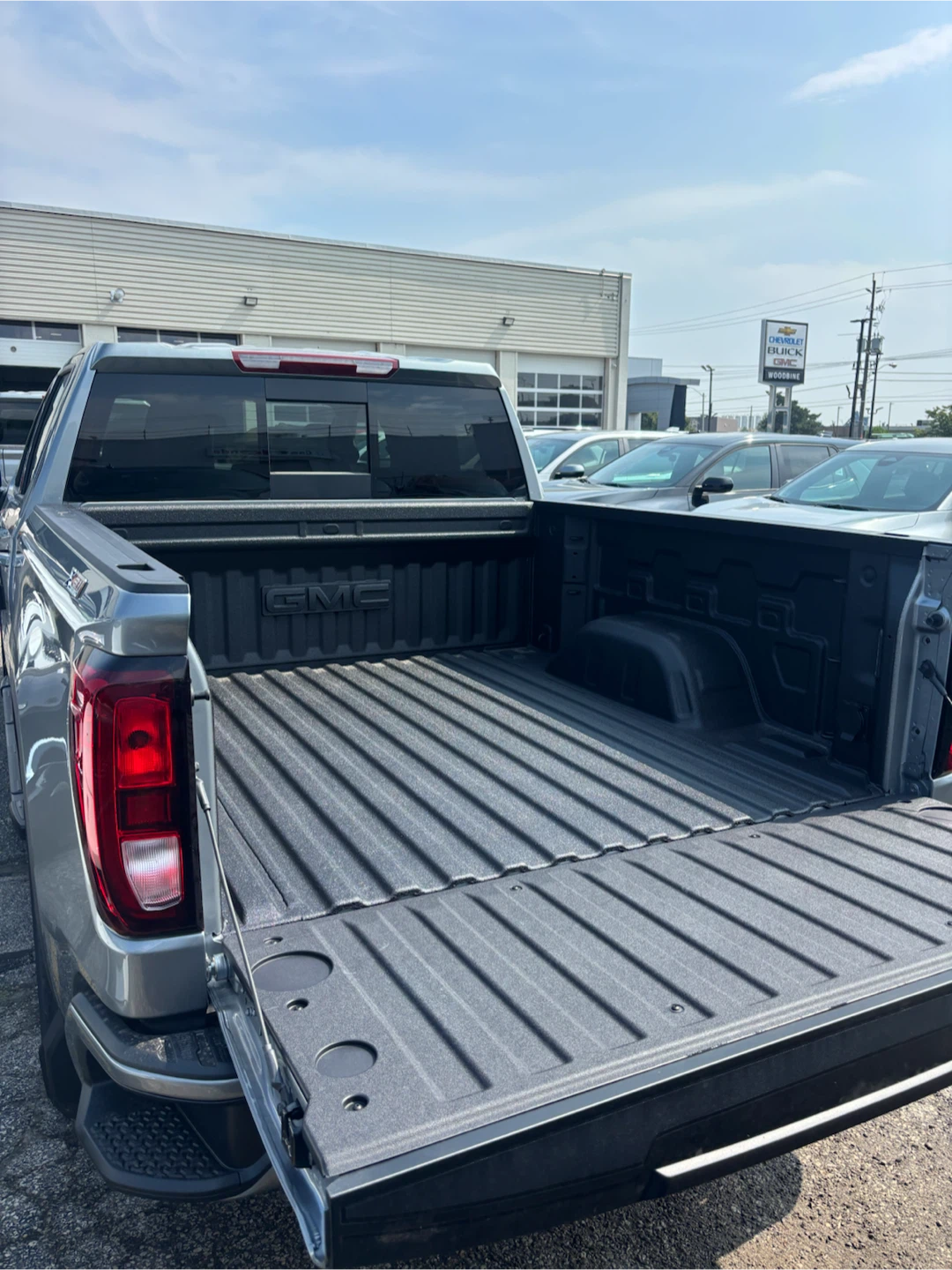 GMC Sierra 1500 elevation - photo 5