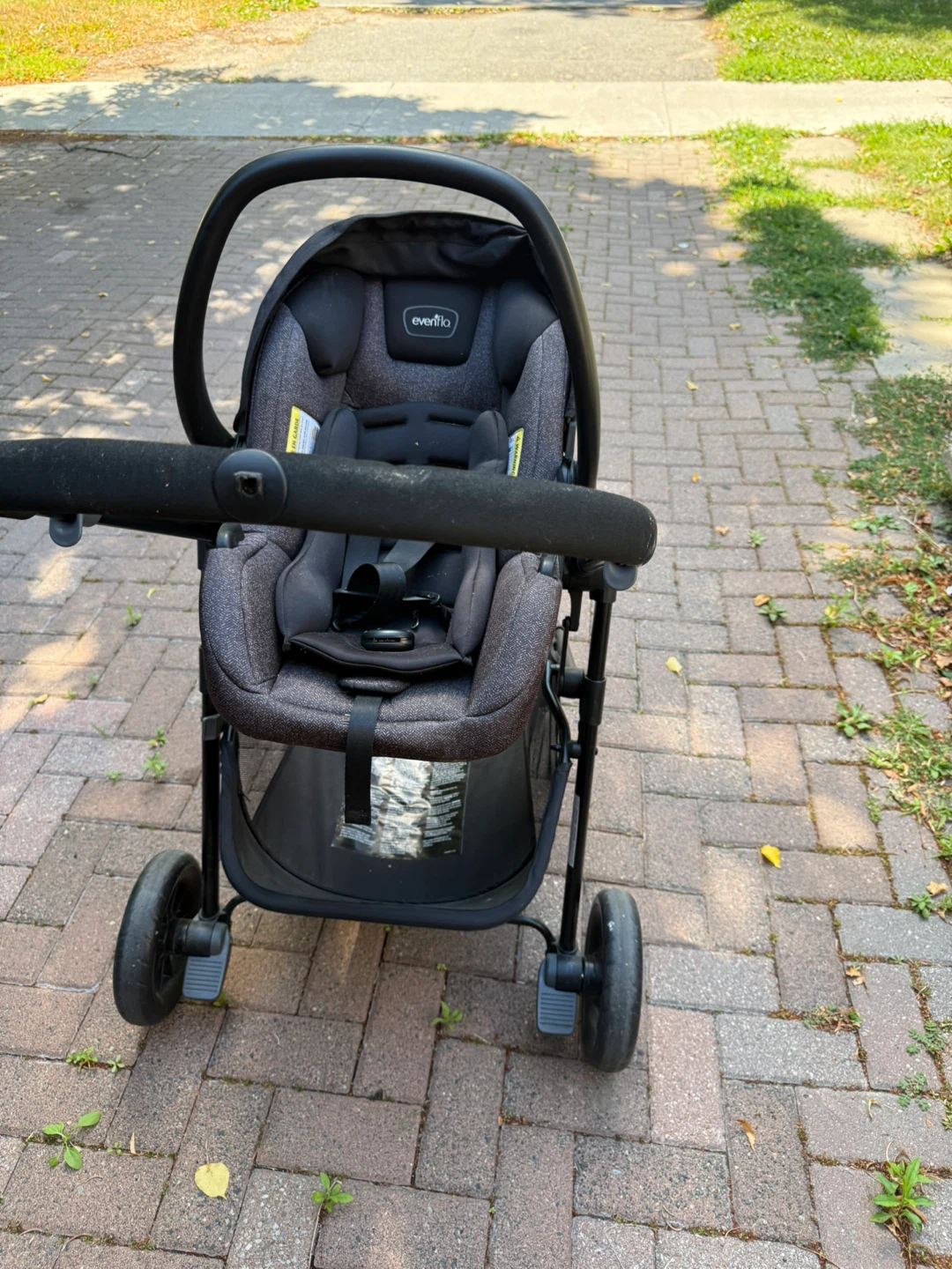– Stroller, Infant Car Seat & Base - photo 3