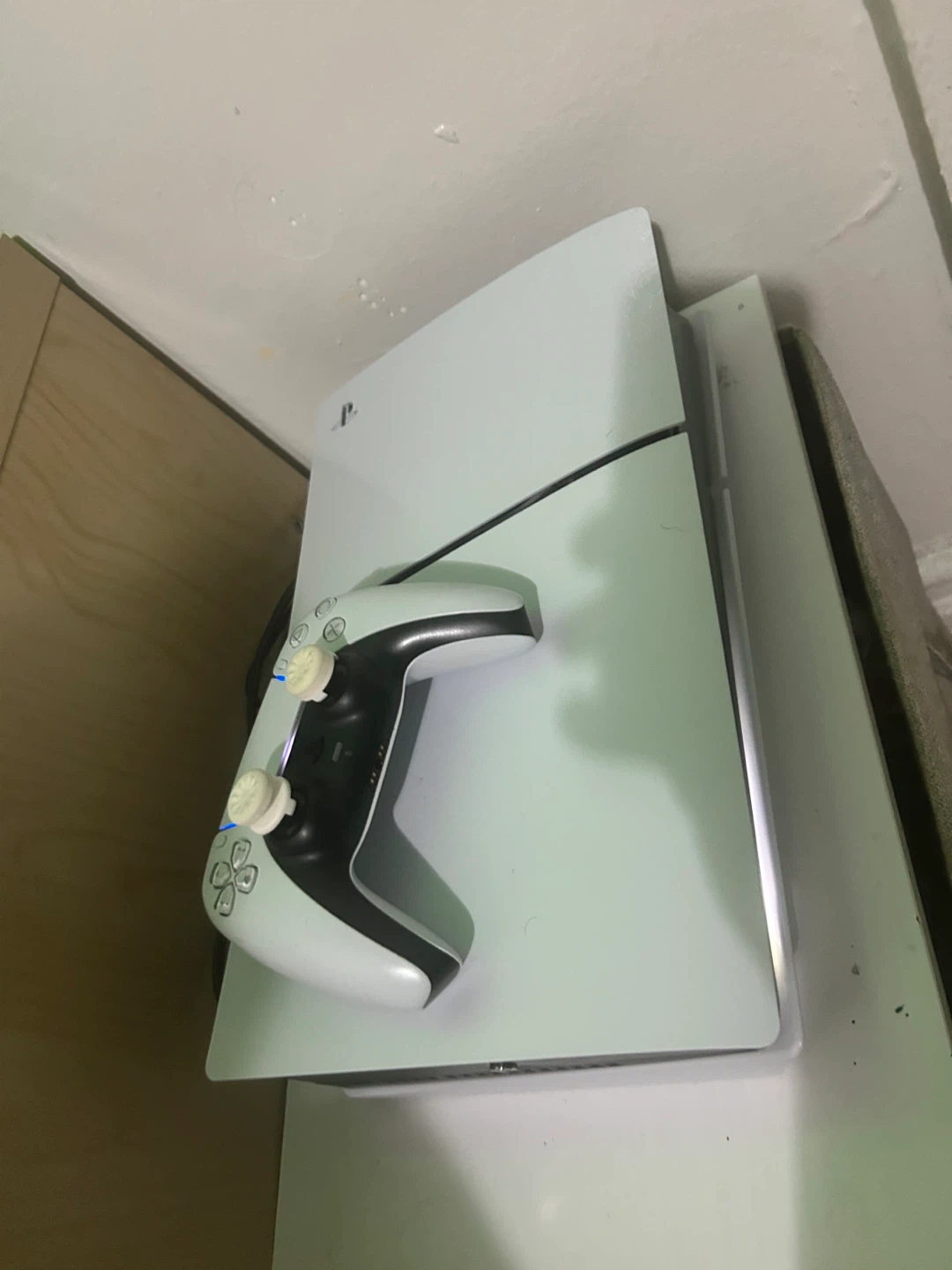 PlayStation 5 Console with Controller - photo 3
