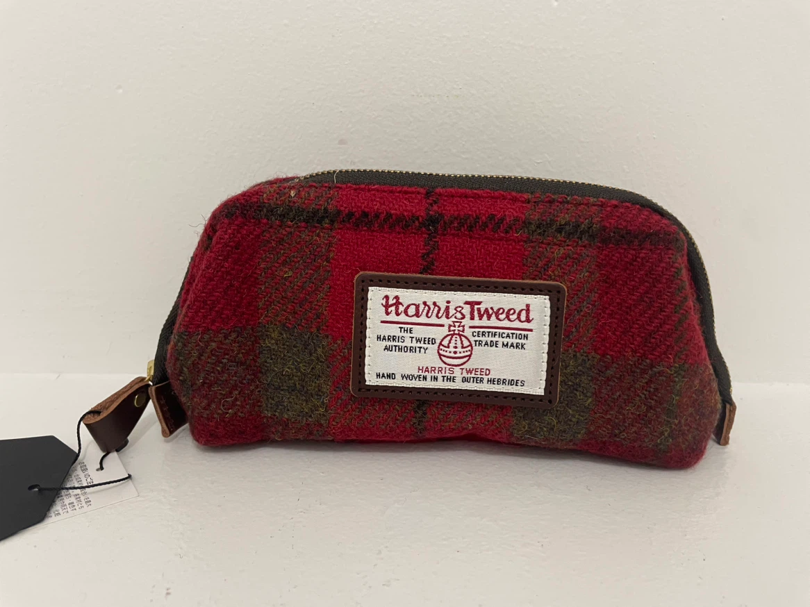 BRAND NEW Harris Tweed pouch@downtown
