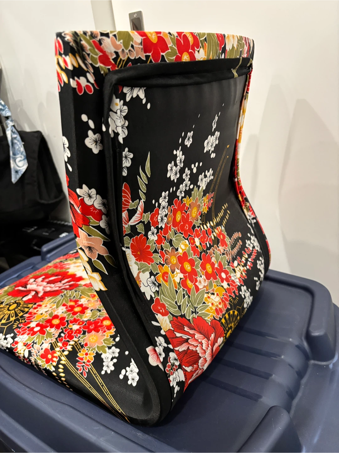 Japanese Floral Floor Chair - photo 3