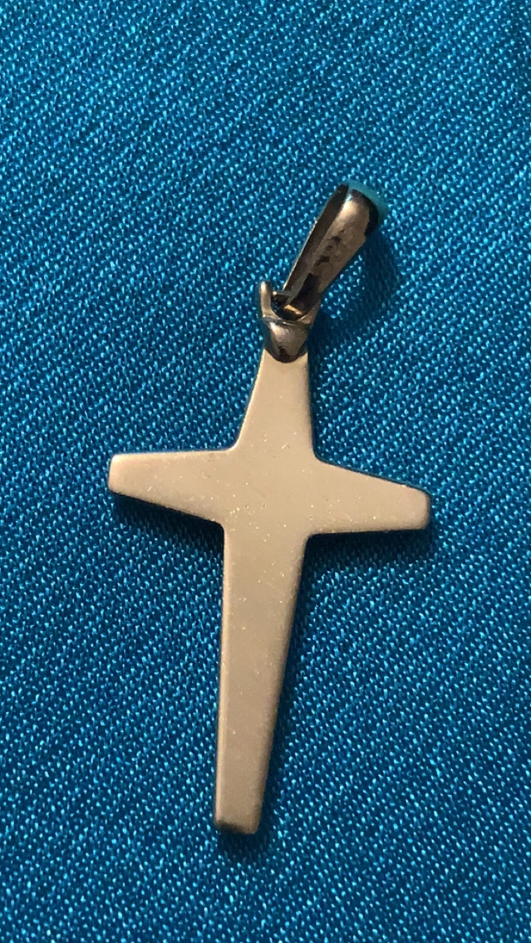 14K Gold Cross Pendant - photo 2