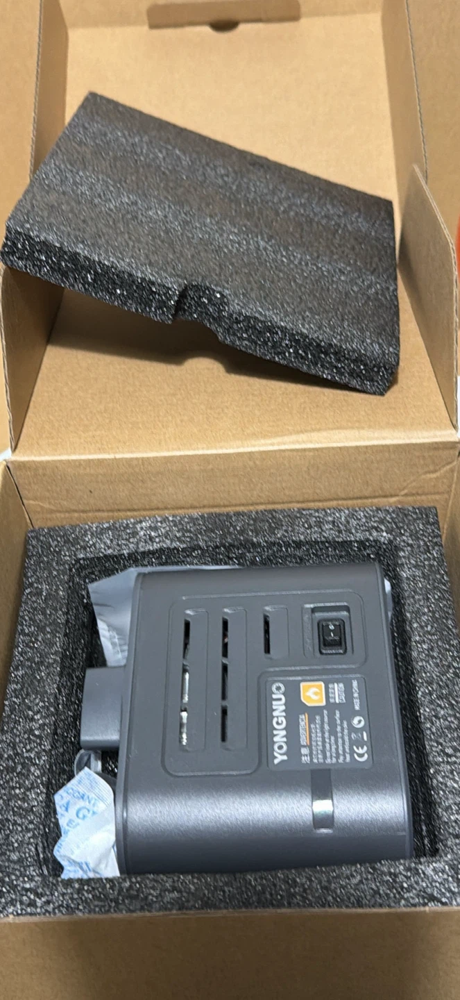 New Yongnuo YNLUX100 Bi-Color LED Video Light - photo 3