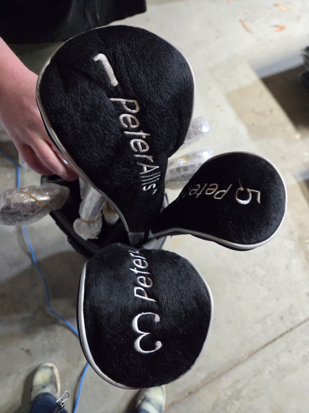 Peter Allis golf bag with 13 clubs - photo 5