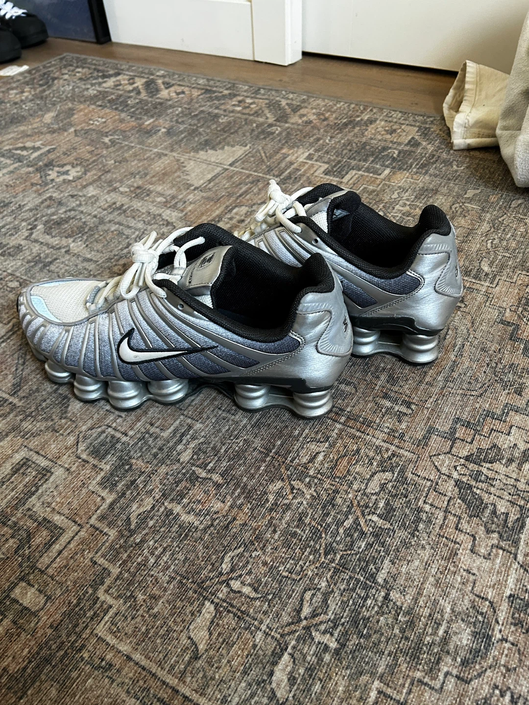 Nike Shox Sneakers - photo 2