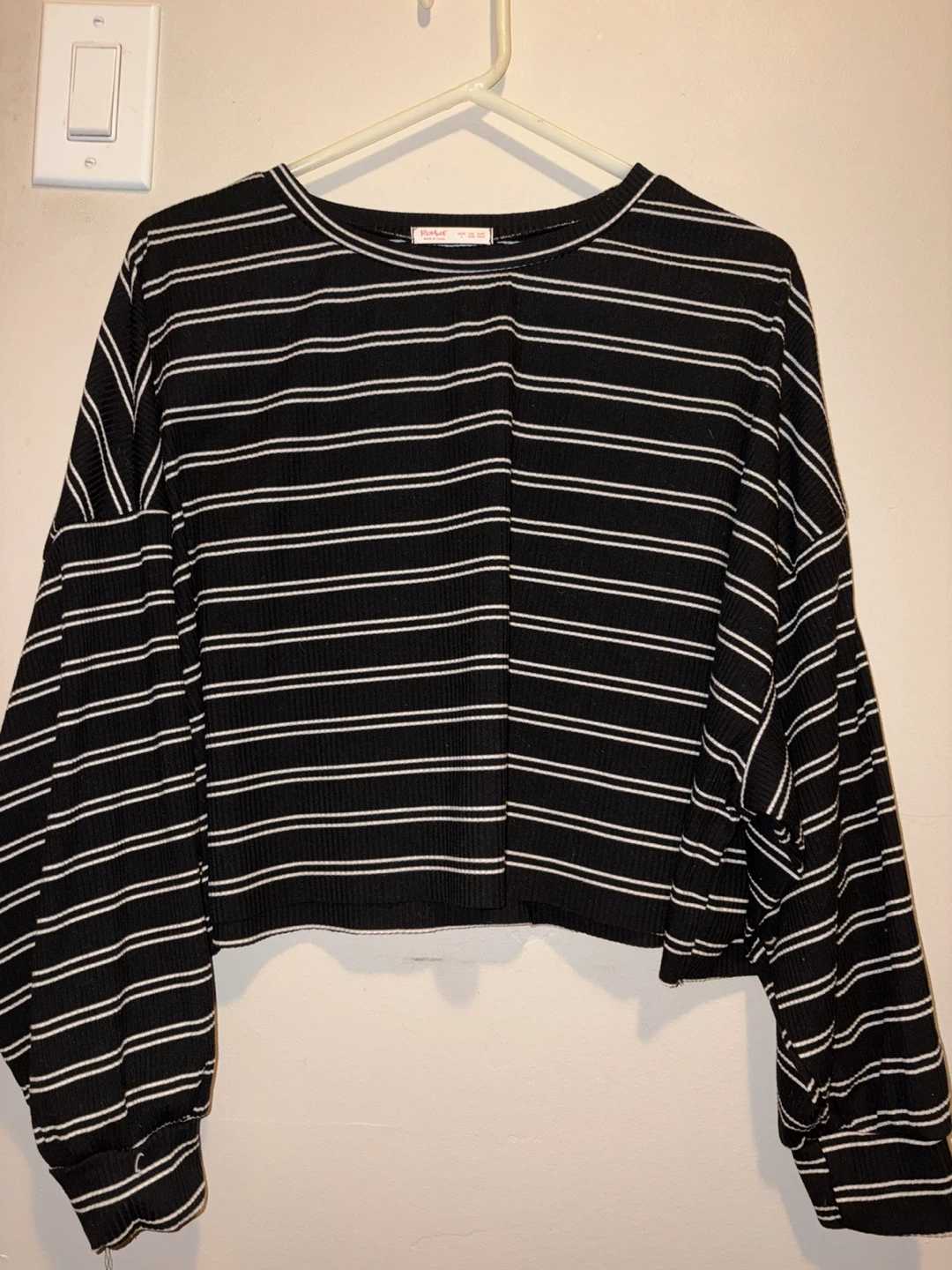 Striped Long Sleeve Cropped Top