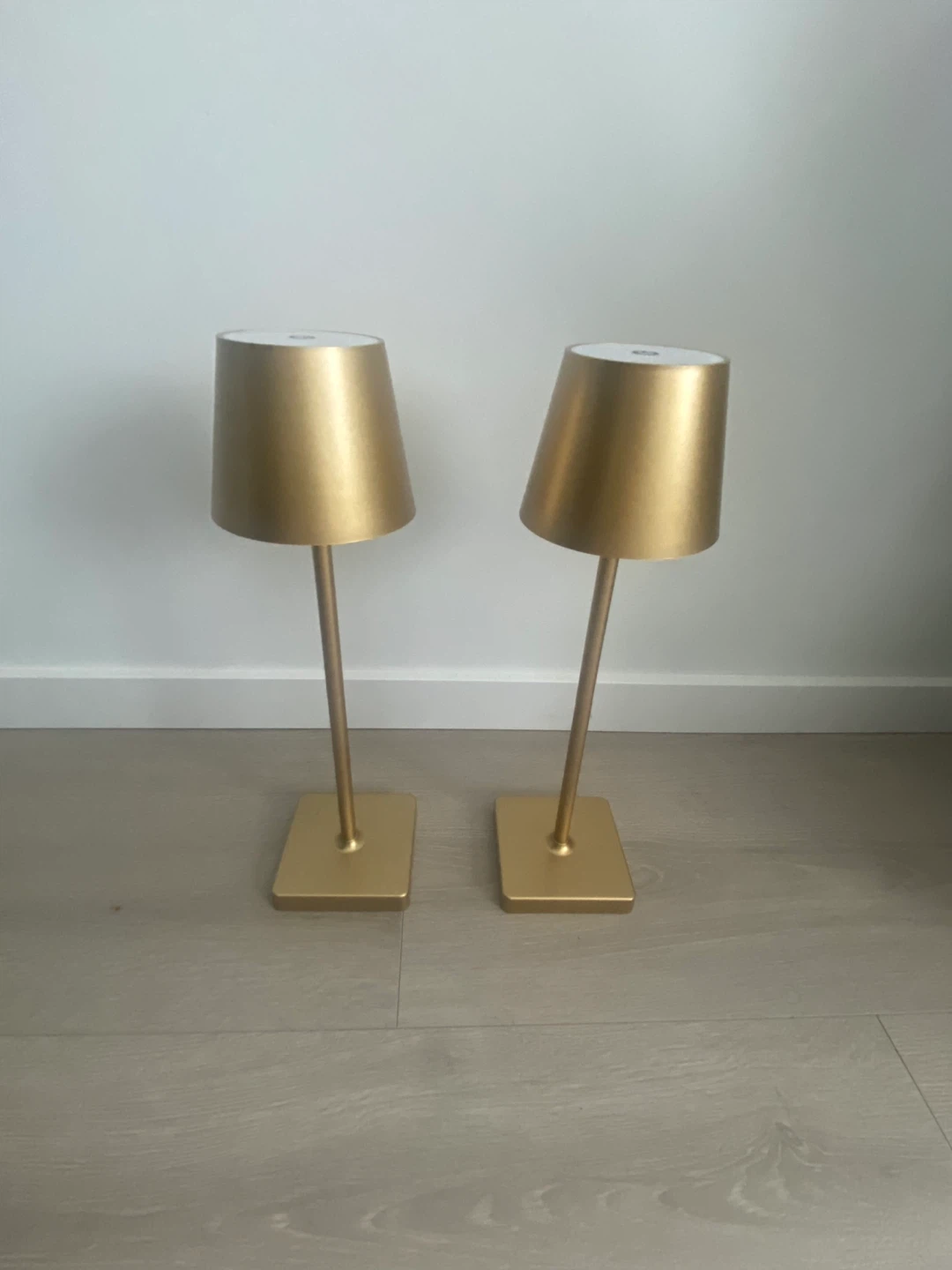 Set of Two Gold Modern Table Lamps - photo 2