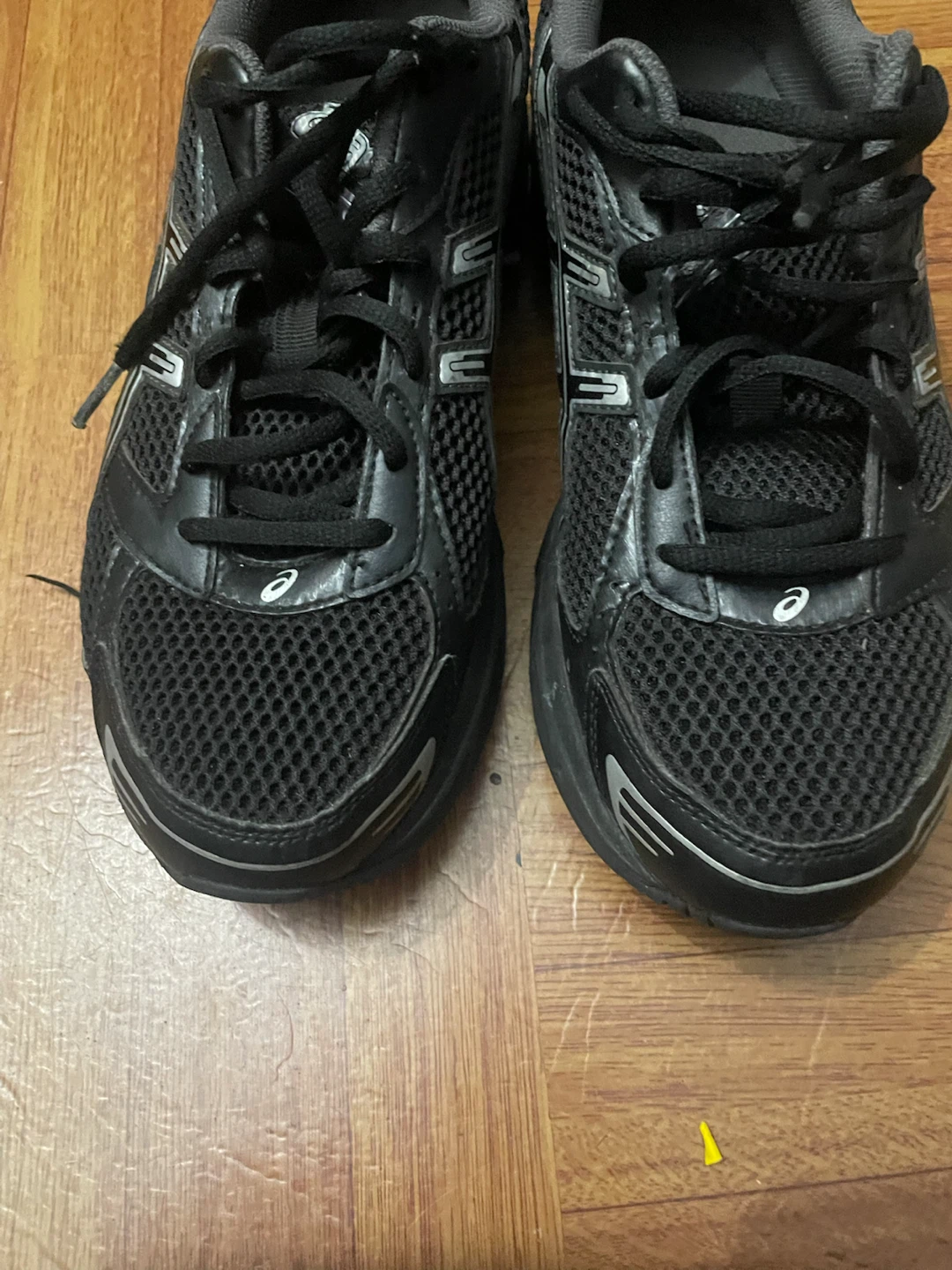ASICS Men's Black Running Shoes size