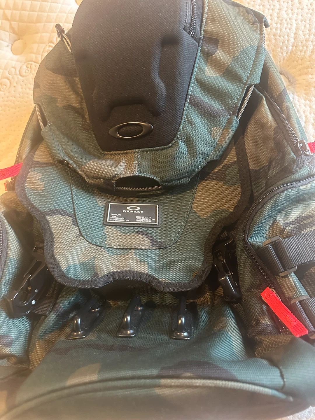 Oakley Camo Backpack - photo 4