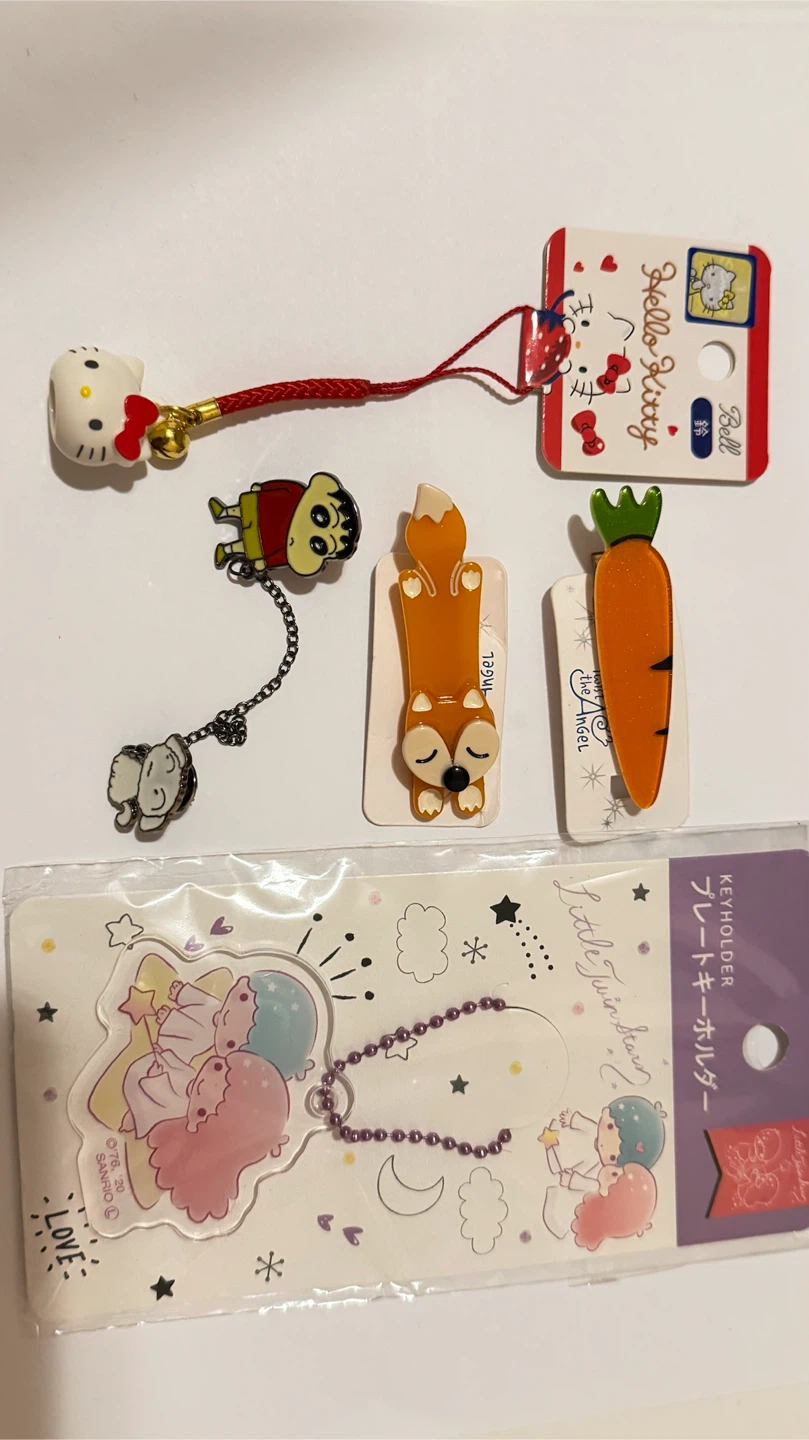 Assorted accessories