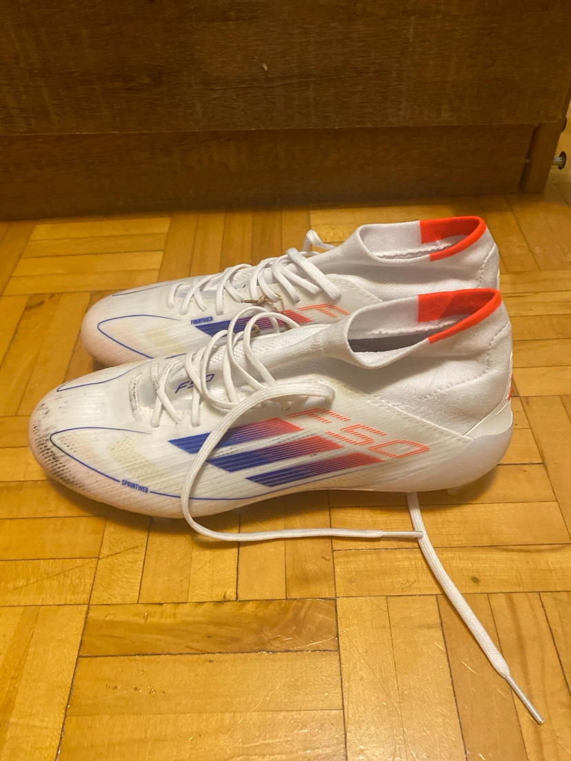 Adidas F50 Soccer Cleats - photo 2