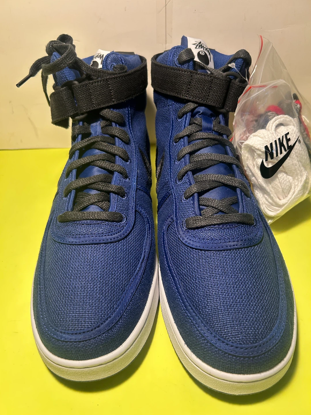 Nike Stussy Mid Top Sneakers