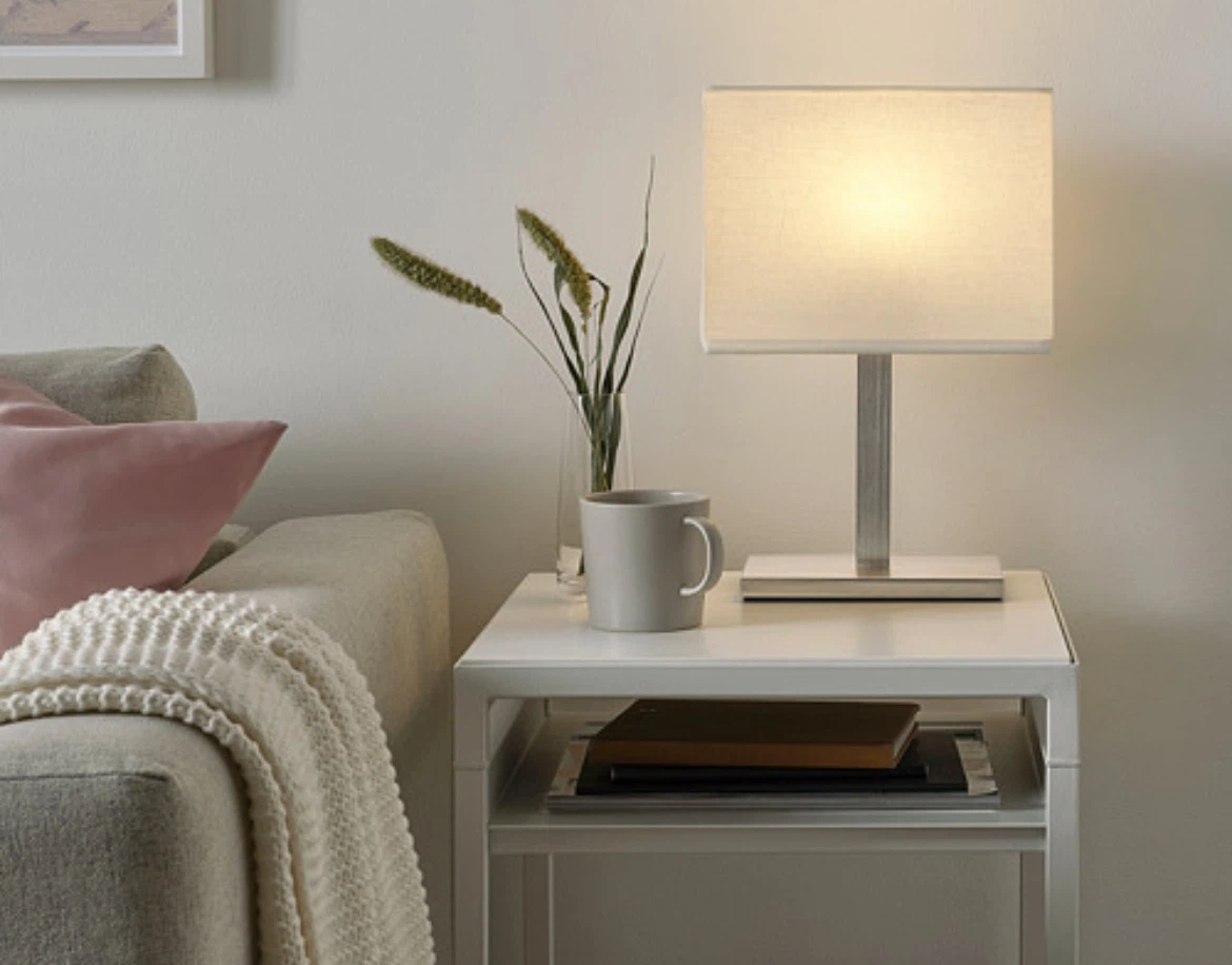 Free bulb and Modern Table Lamp