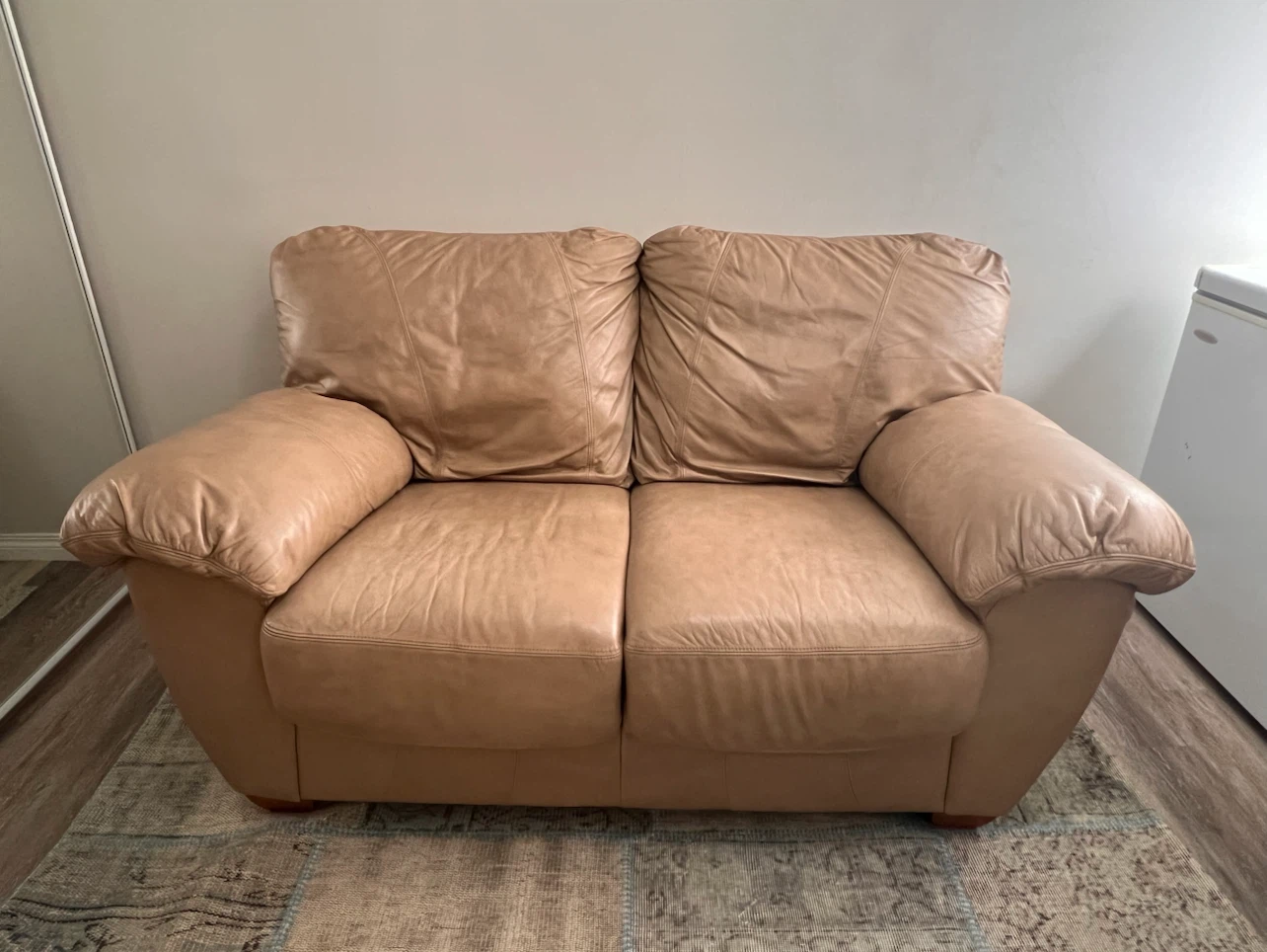 La-Z-Boy Tan Leather Loveseat Sofa
