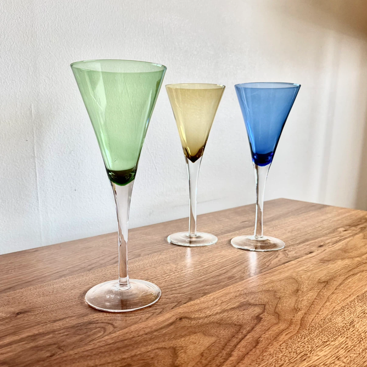 Vintage Krosno Mid-Century Colorful Champagne Flutes - Set of 3 - photo 2