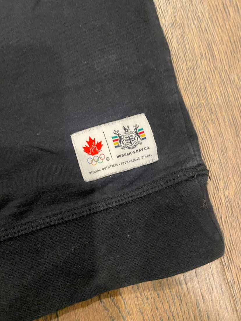 Vintage Hudson's Bay Co. Team Canada Olympic Sweatshirt Size XS - photo 2