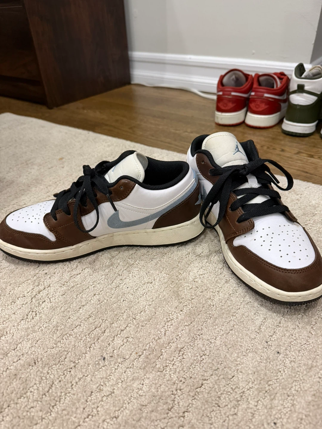 Jordan 1 Low Brown/White Size 5.5Y