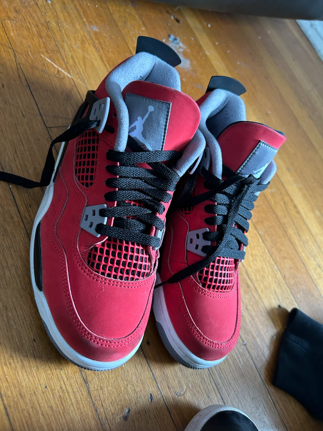 Air Jordan 4 Red Black Sneakers 5.5