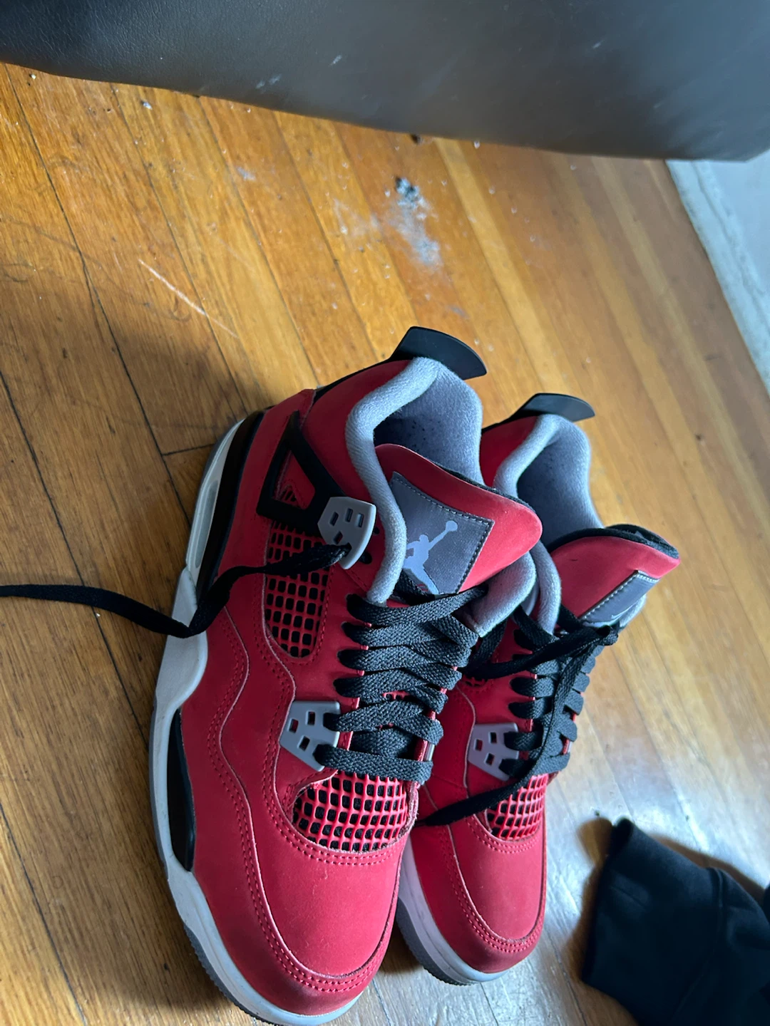Air Jordan 4 Red Black Sneakers 5.5 - photo 4