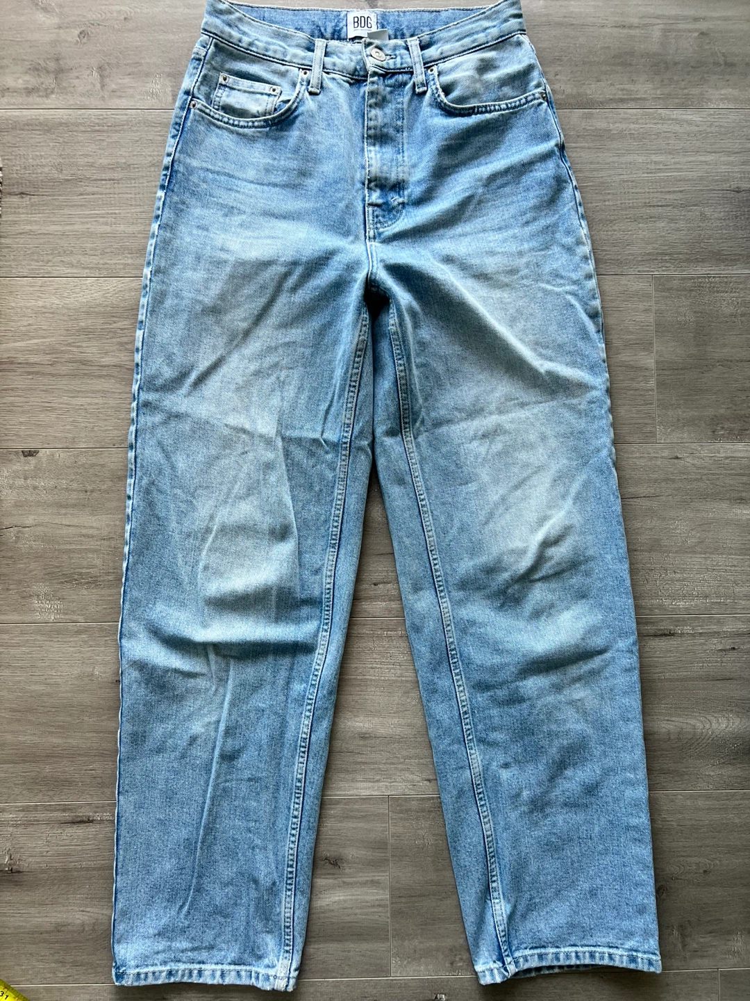 BDG High-Rise Baggy Jeans 28