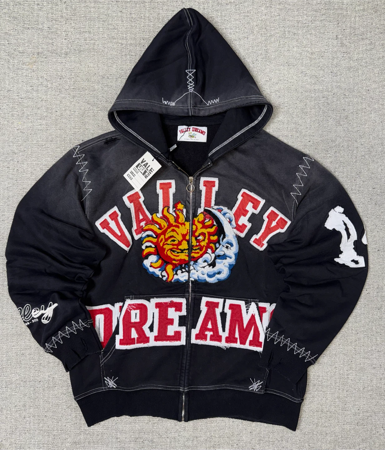 Valley Dreams Zip-Up Hoodie Black