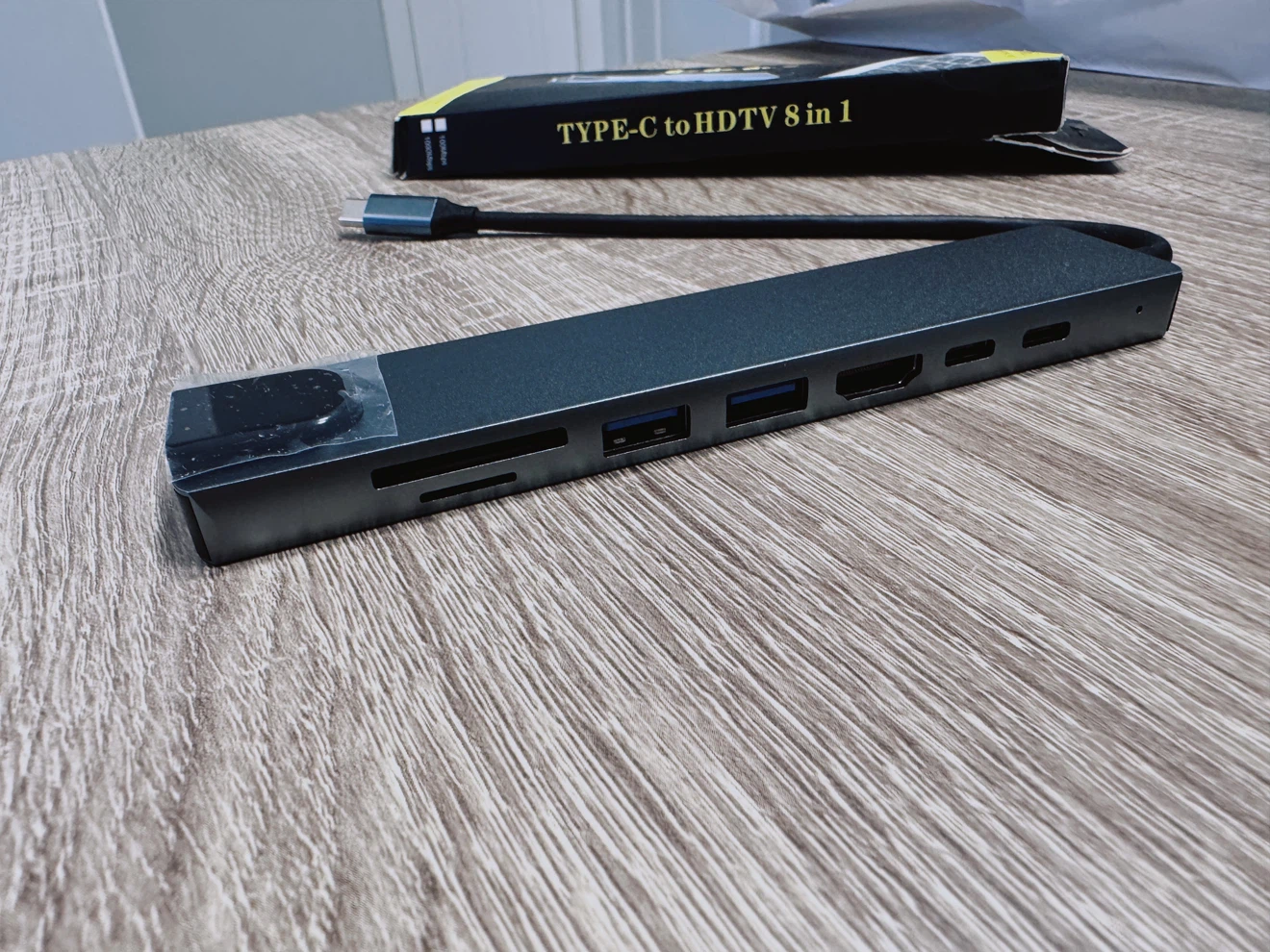 TYPE-C to HDTV 8 in 1 Hub Adapter - photo 2