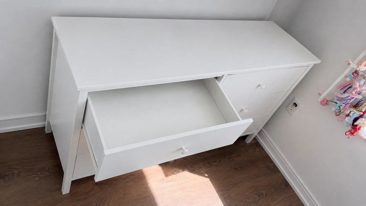 White 6-Drawer Dresser - photo 2