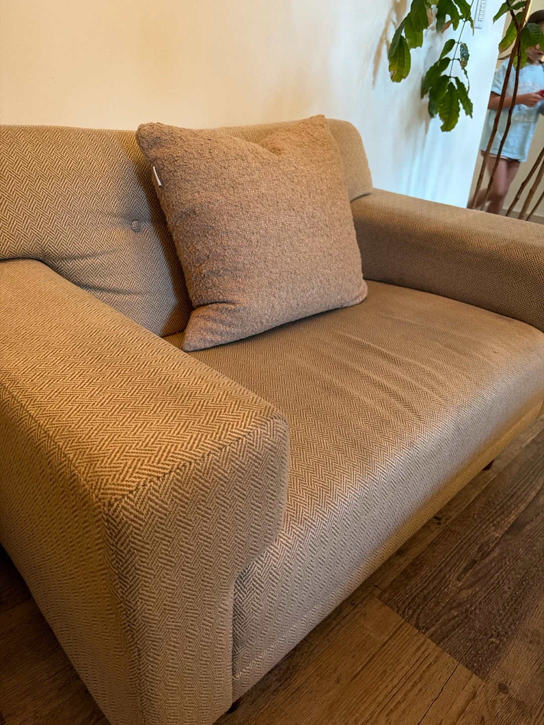 EQ3 Accent Chair - photo 4