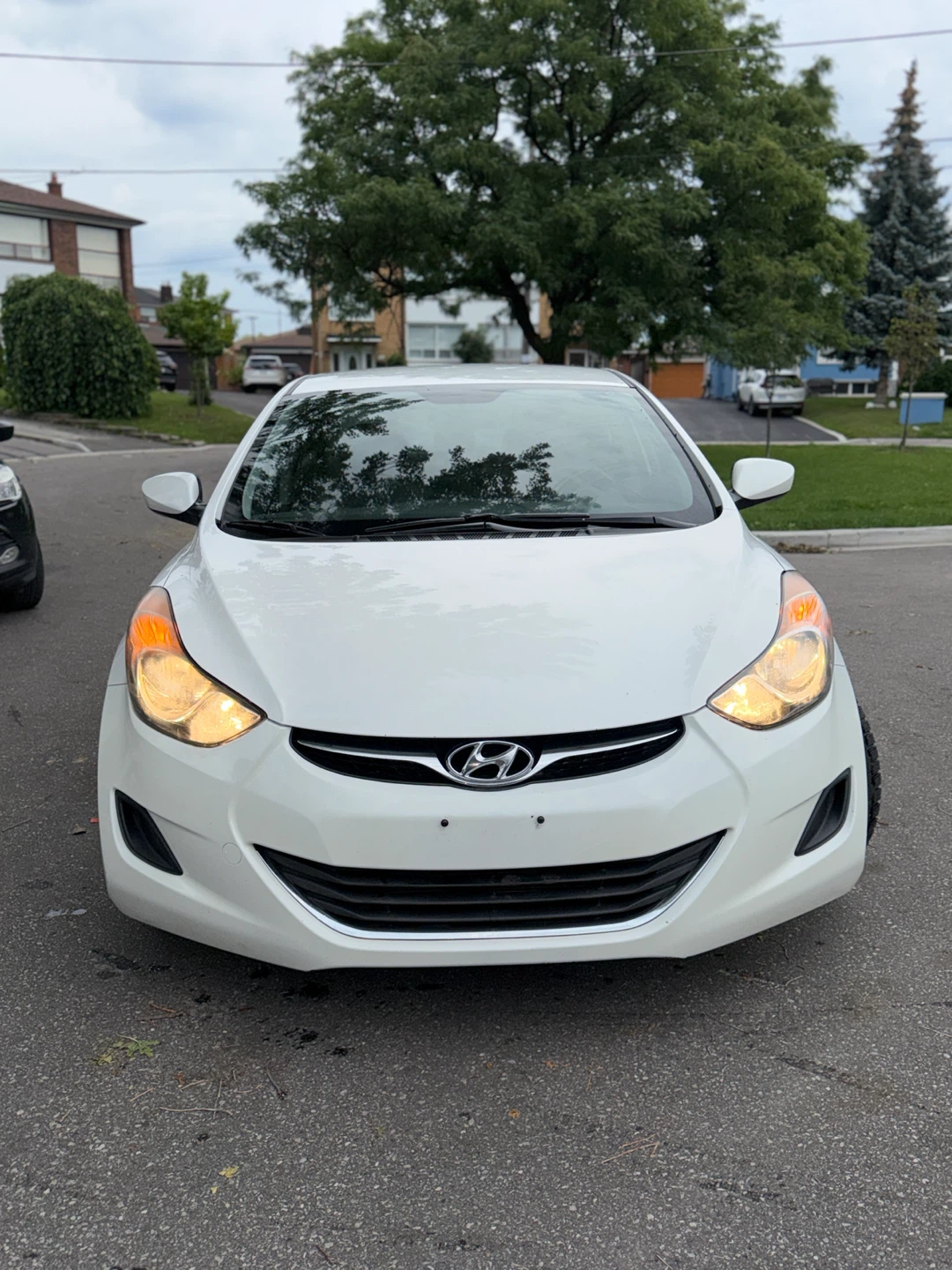 2013 Hyundai Elantra Limited - photo 2