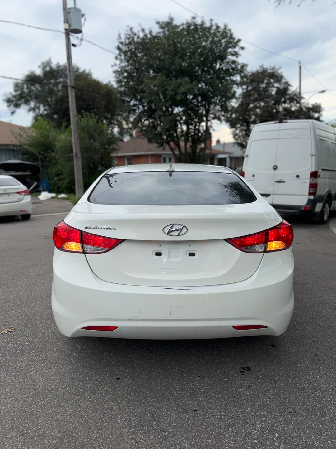 2013 Hyundai Elantra Limited - photo 4