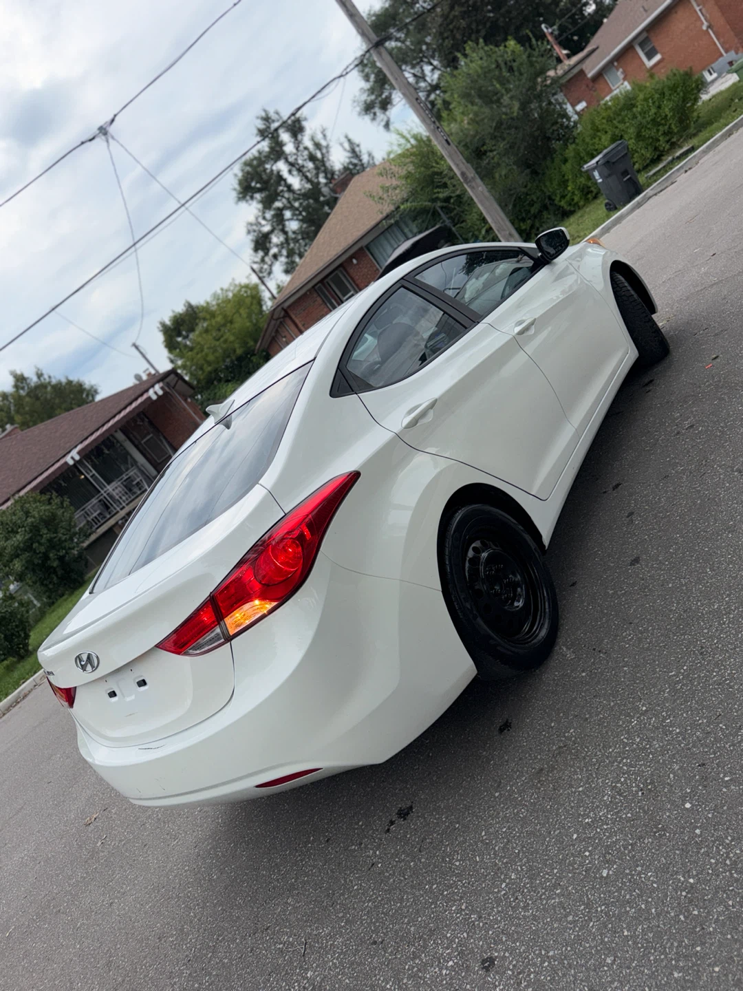 2013 Hyundai Elantra Limited - photo 5