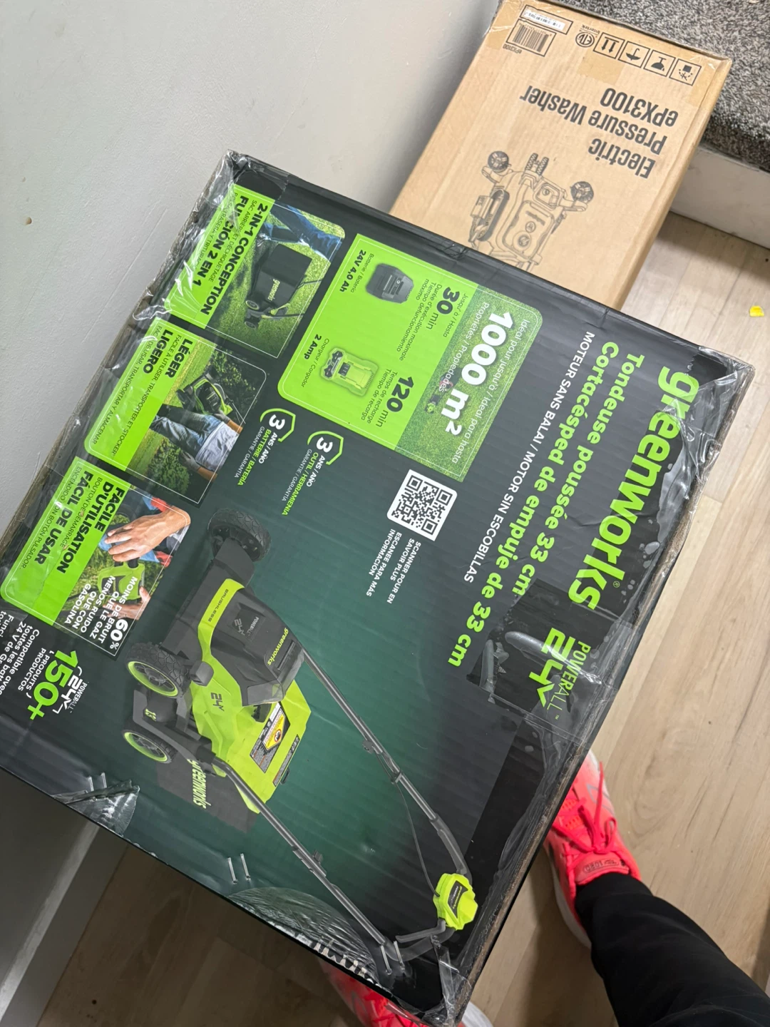 Greenworks 24V 13-inch Brushless Push Lawn Mower
