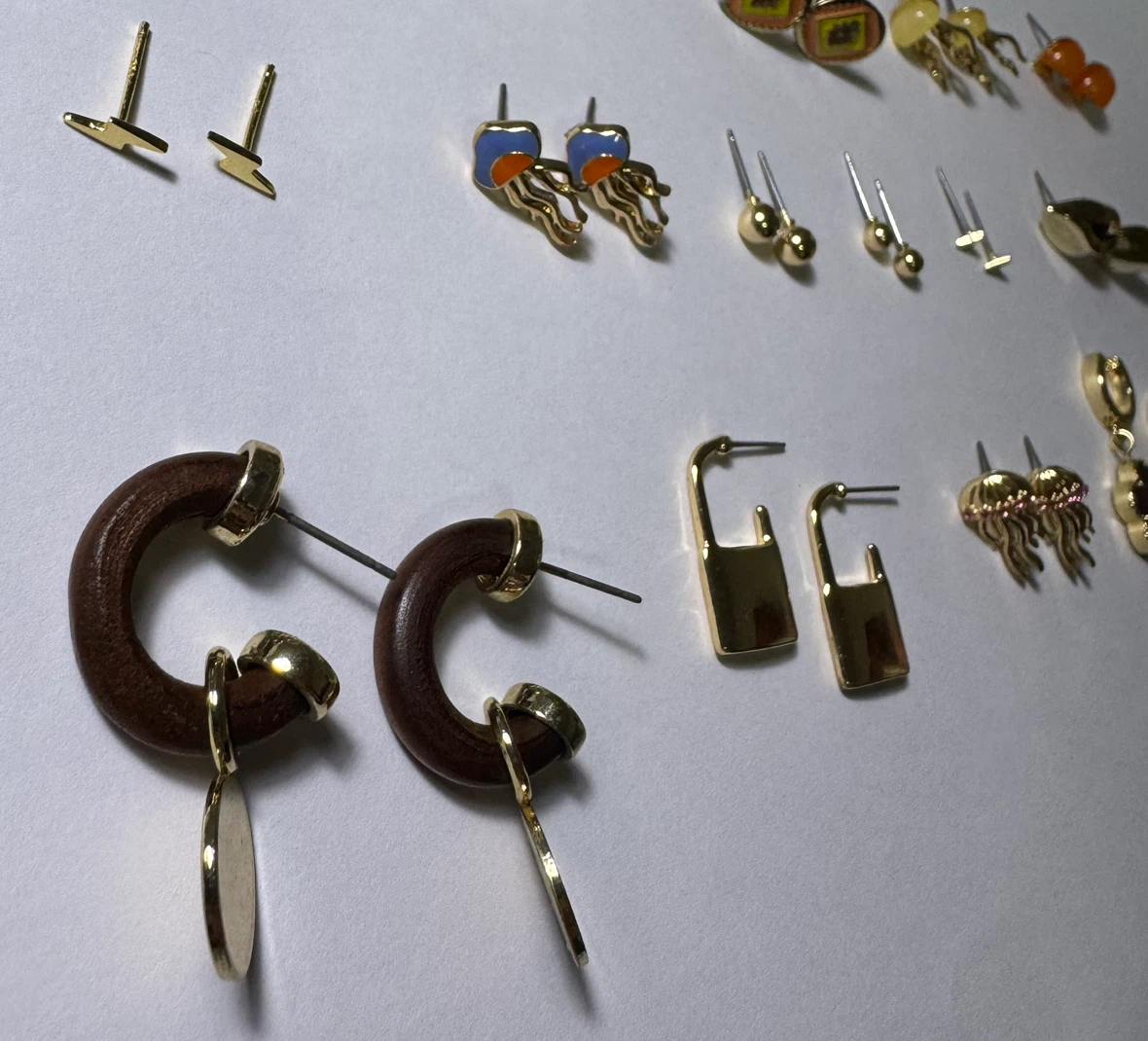 21 pc Gold Tone Earring Bundle - photo 2