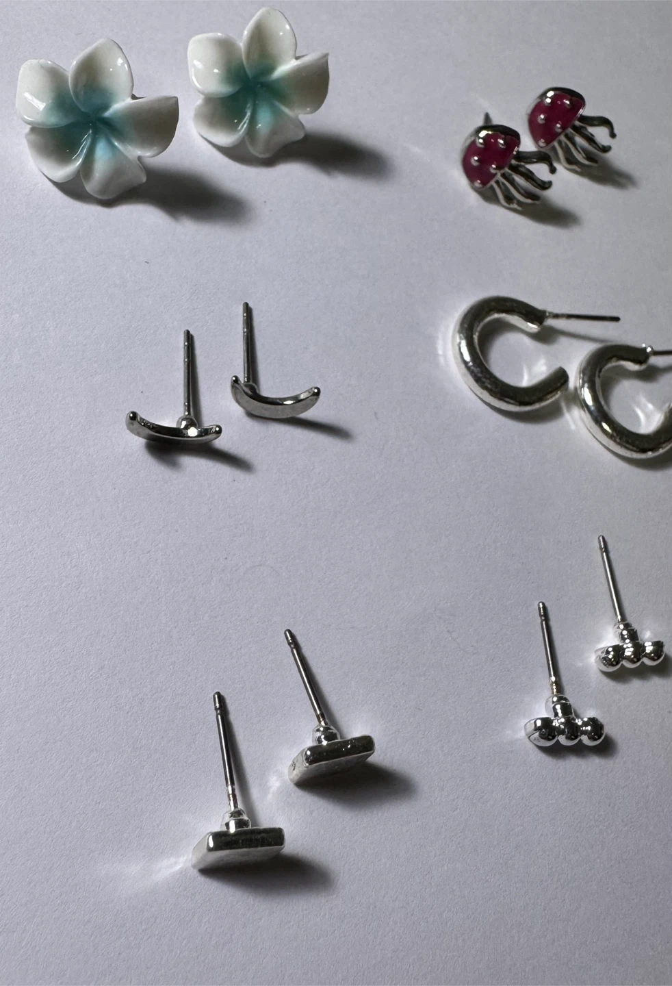 17 pc Silver Tone Earrings - photo 2