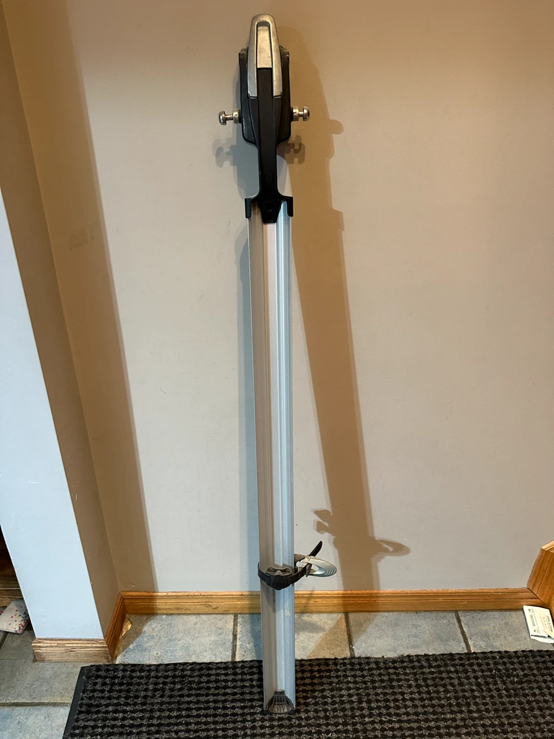 Thule roof mounted fork bike rack - photo 3