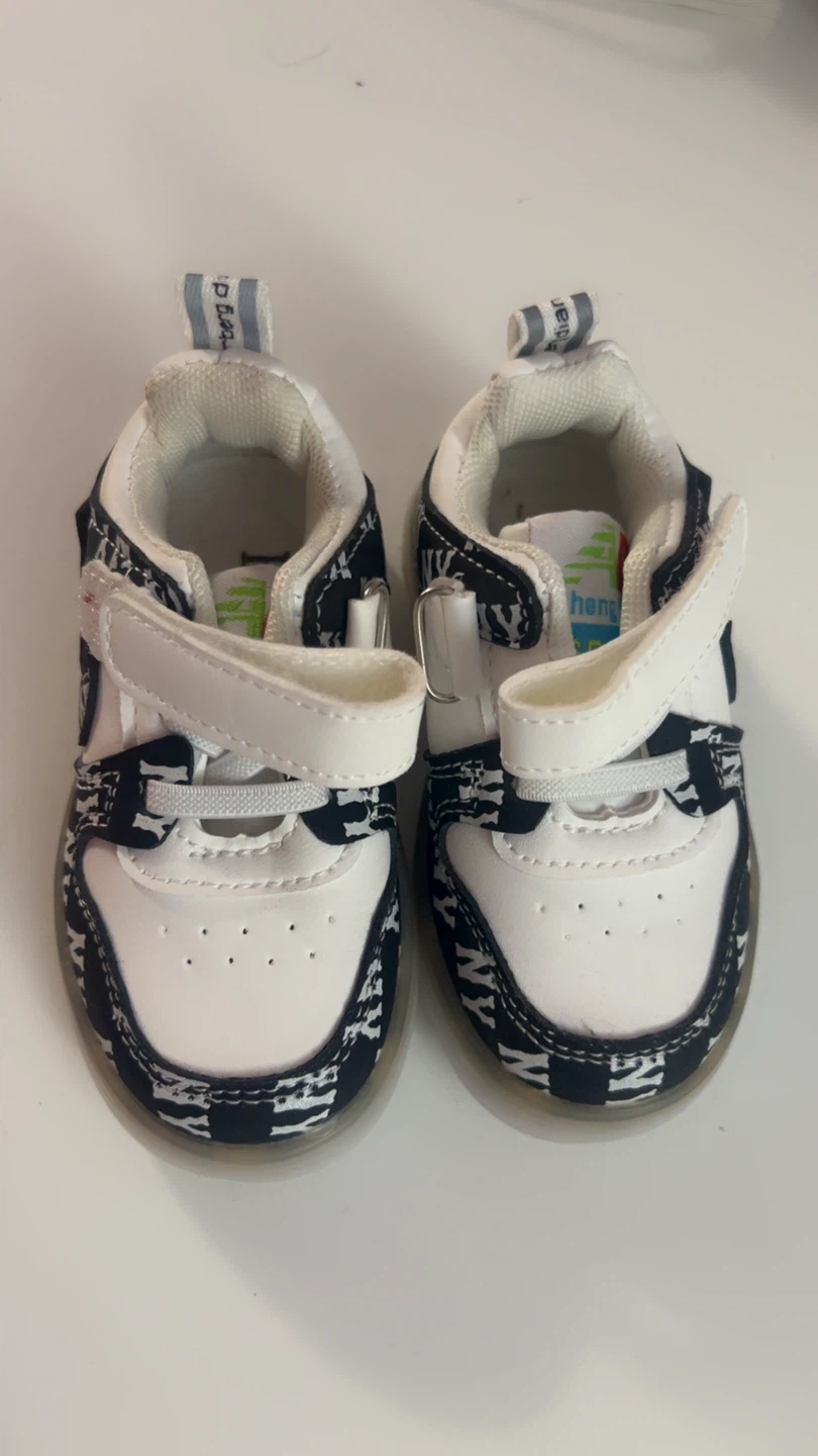 Toddler New York Yankees Sneakers - photo 2