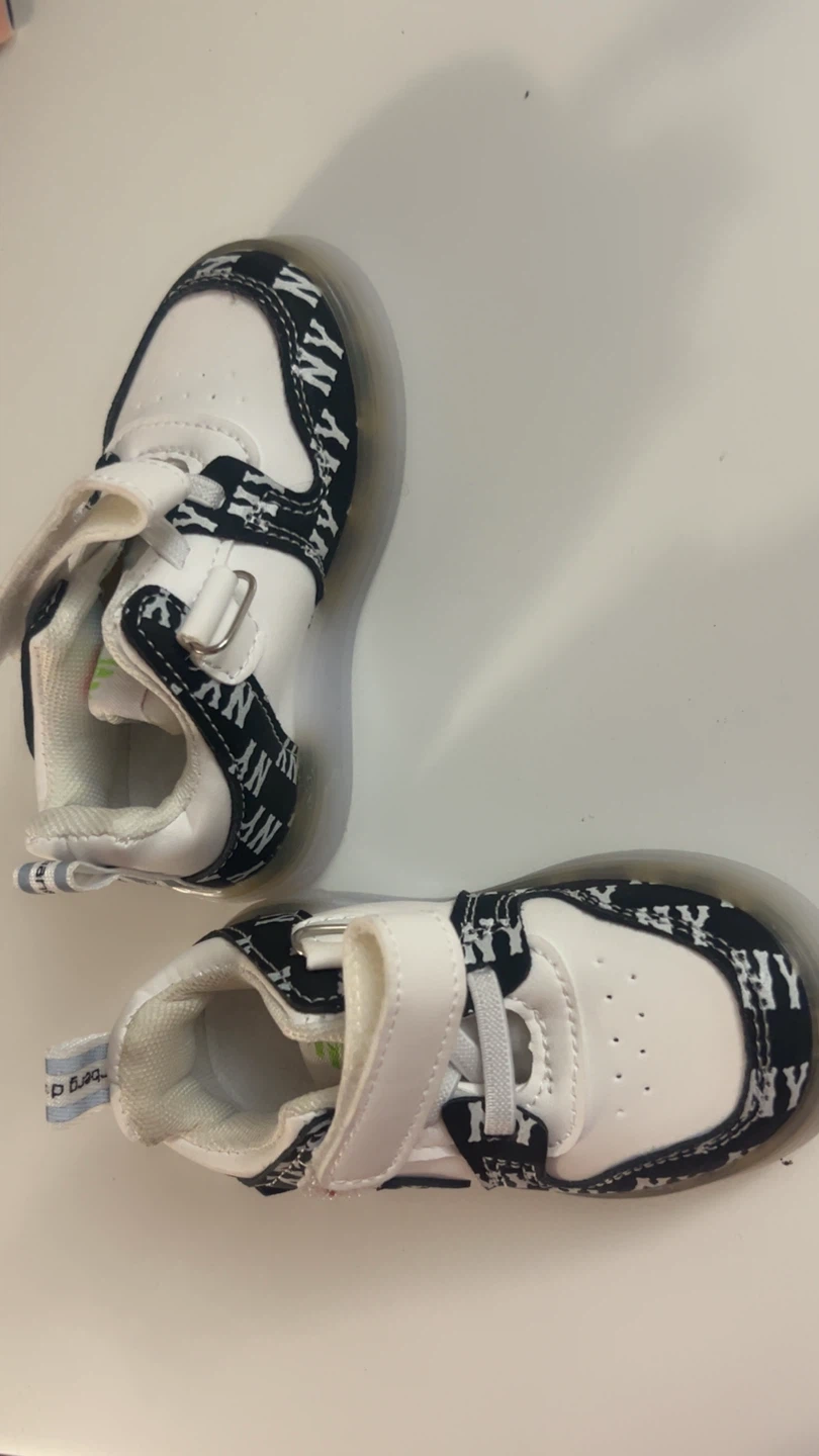 Toddler New York Yankees Sneakers - photo 3