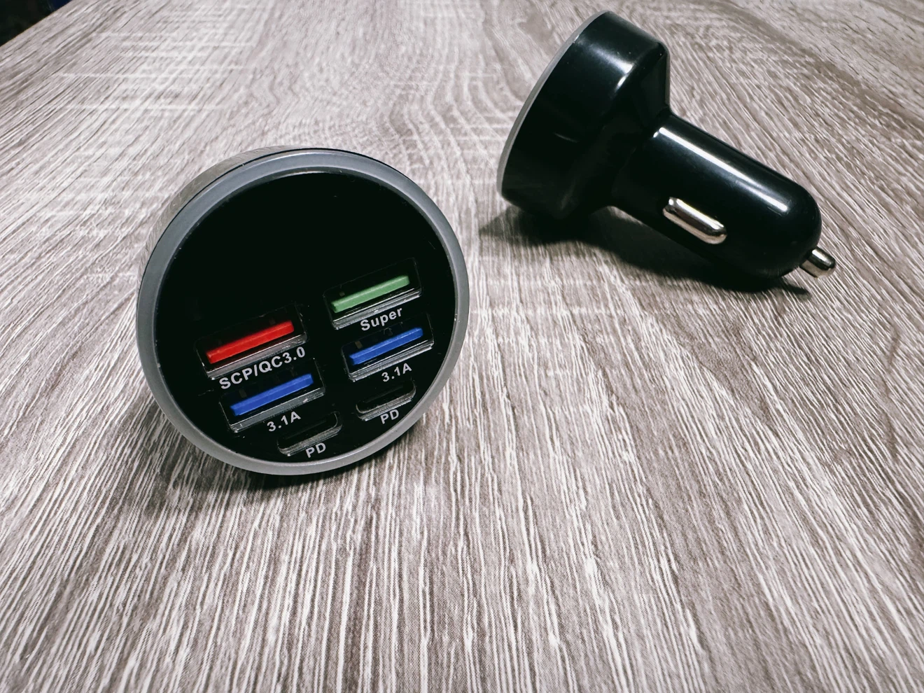 350W Super Fast Car Charger with Digital Display - photo 2