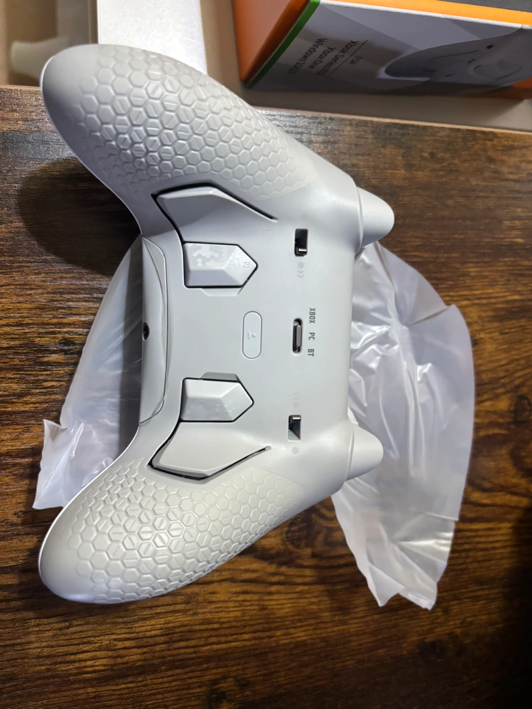 SCUF Valor Pro Wireless Controller for Xbox White - photo 3