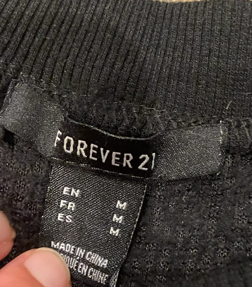 EUC: Forever 21 Black Cropped Sherpa Sweatshirt Size M - photo 4