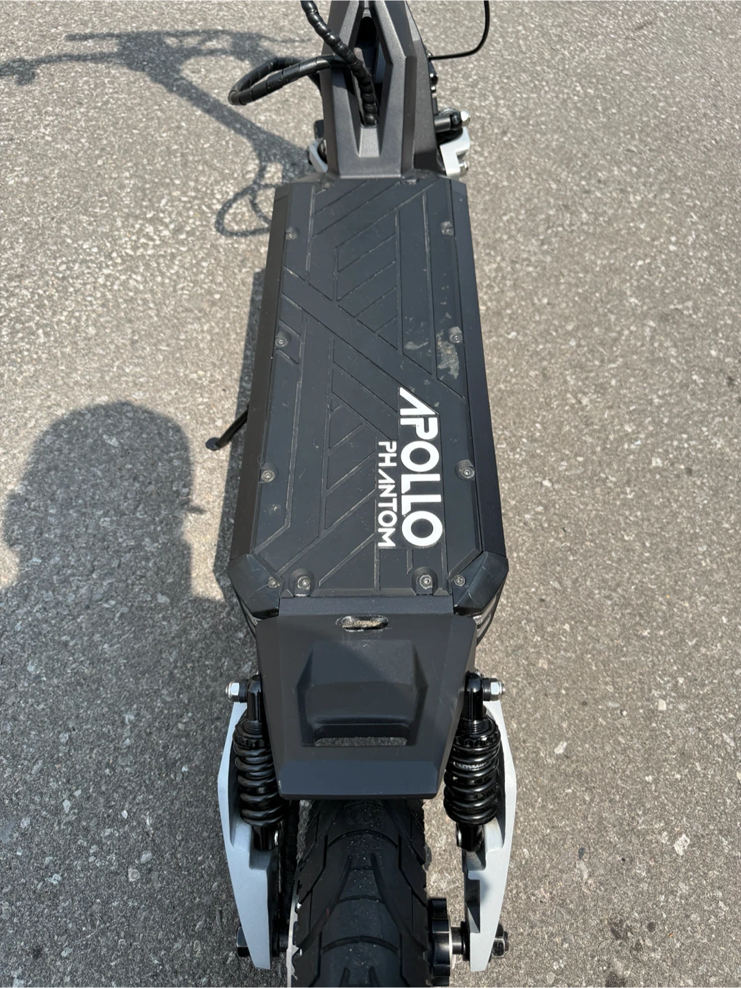 APOLLO PHANTOM V4 (2024) ELECTRIC SCOOTER - photo 4