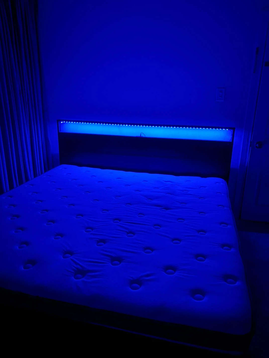 Queen Size Bed Frame with Headboard and LED Lights - photo 4