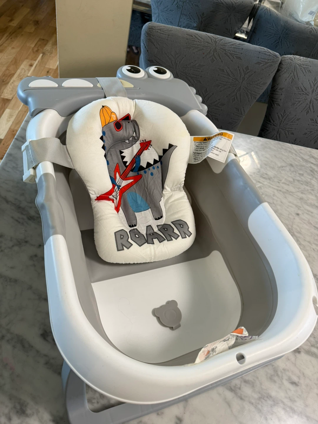 Collapsible Baby Bathtub with Dinosaur Pad - photo 3