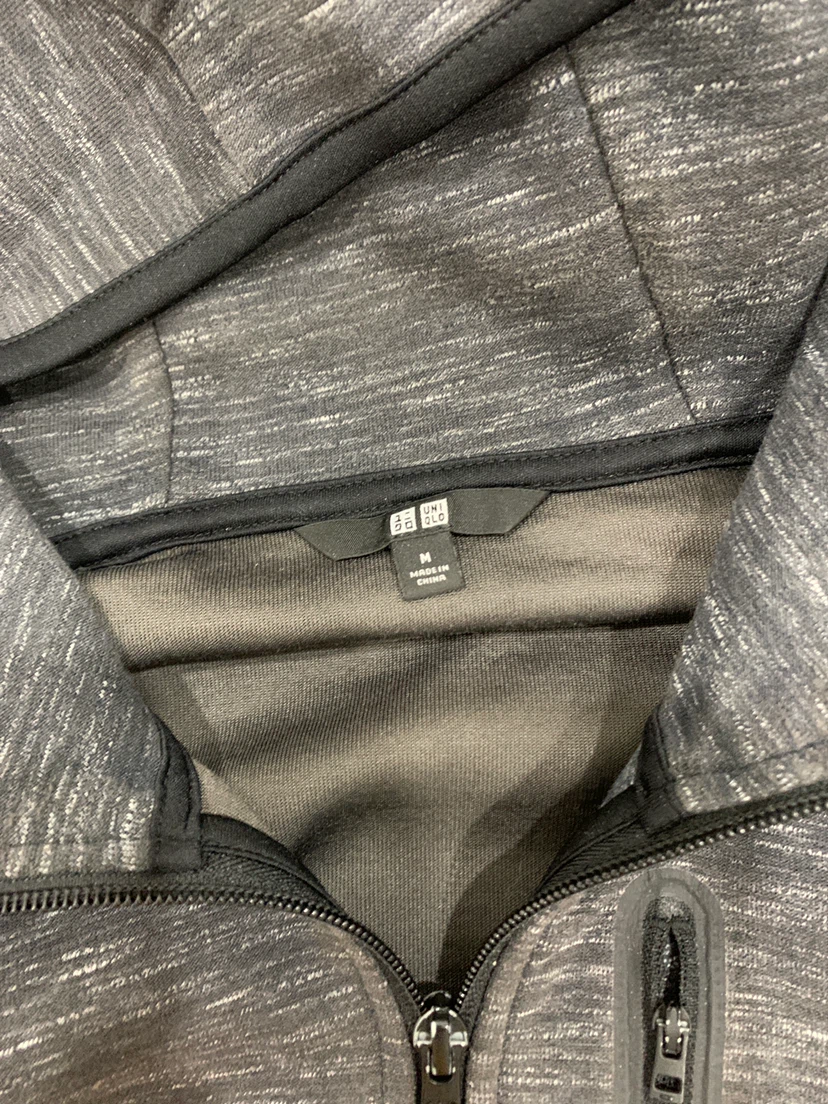 Uniqlo Dry Stretch Hoodie - photo 3