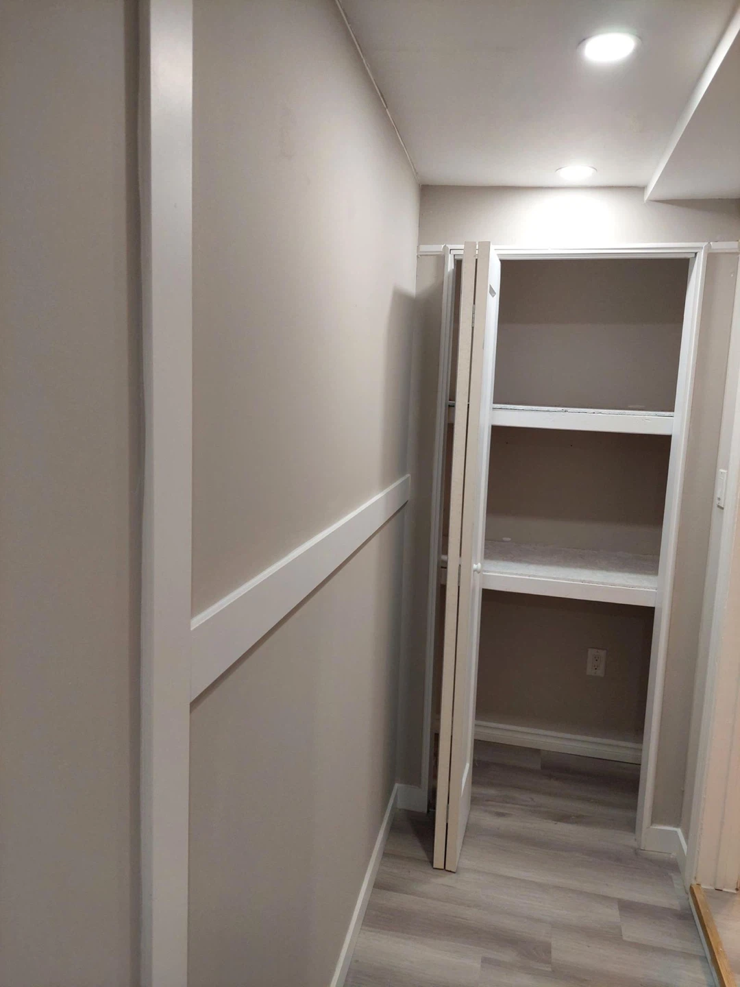 BASMENT FOR RENT - photo 2