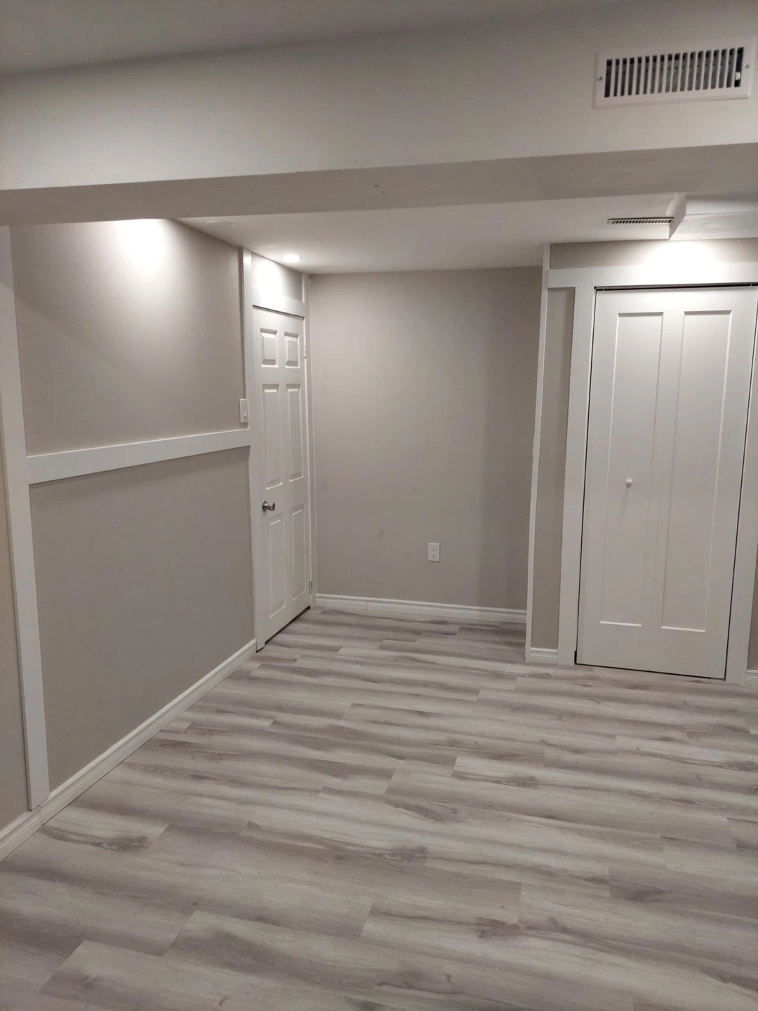 BASMENT FOR RENT - photo 4